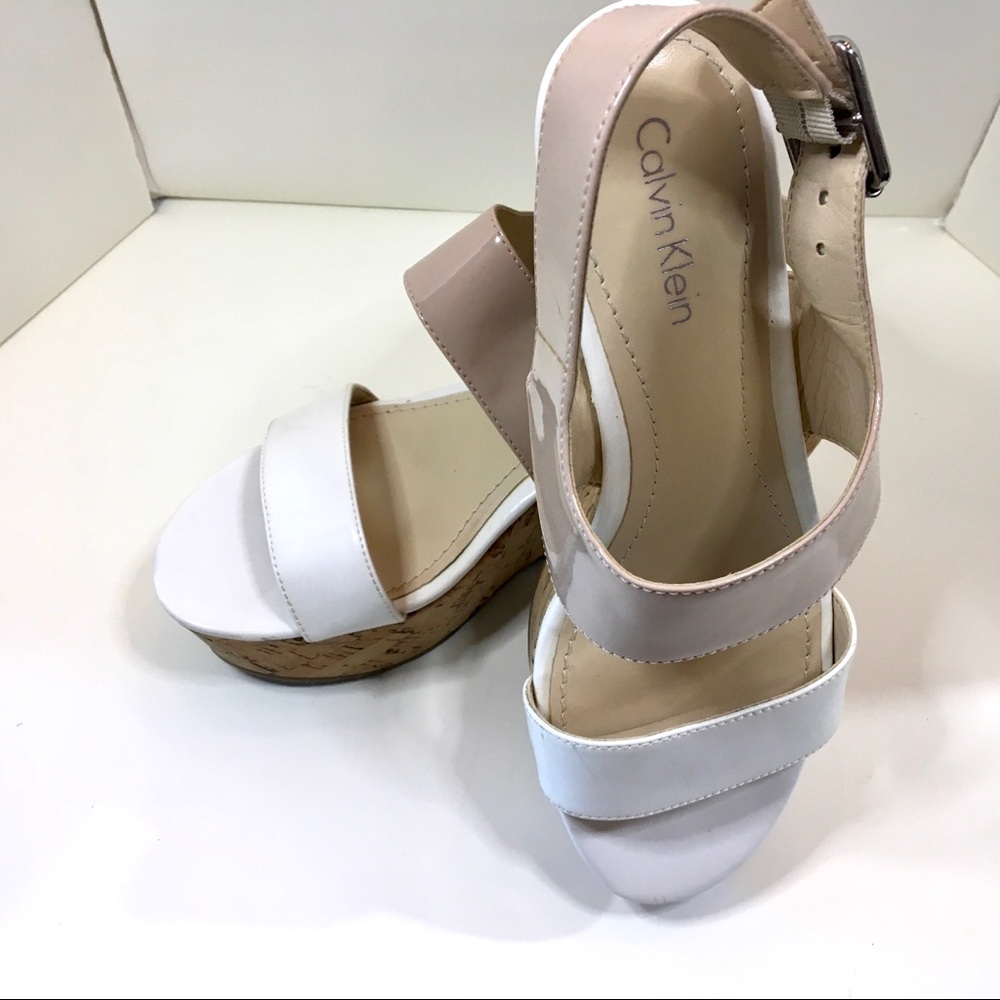 Platform Sandals - Picture 3 of 6